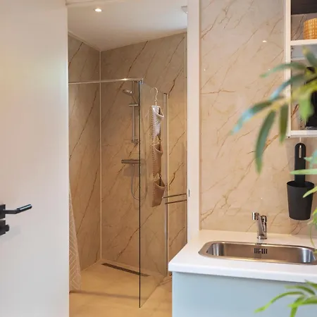 Beachhouse Rina - Free Parking Appartement Zandvoort